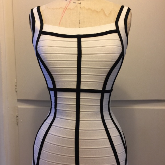 SOLD Auth Herve Leger Black White Gown 0 - Picture 6 of 8